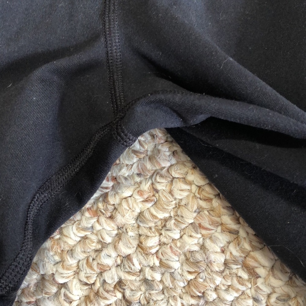 Under Armour Pants - Picture 5 of 5